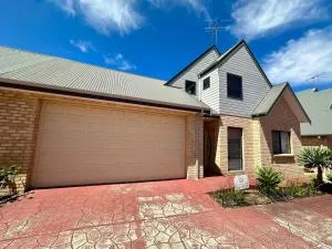 Villa 2 Dunsborough Villas - Dunsborough