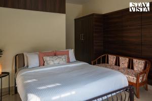 StayVista at Nature Nook with Pvt Pool & Terrace Access