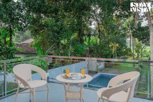 StayVista at Nature Nook with Pvt Pool & Terrace Access