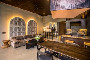 Umayam Luxury Townhouse 4 by Alfred in Bali