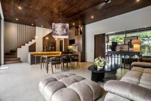 Umayam Luxury Townhouse 7 by Alfred in Bali