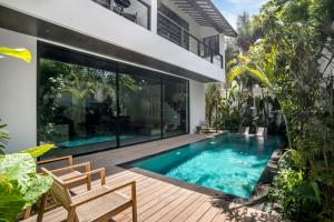Umayam Luxury Townhouse 7 by Alfred in Bali