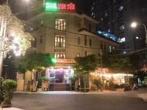 Hoa Sua Hotel - Xa Thang Nhut