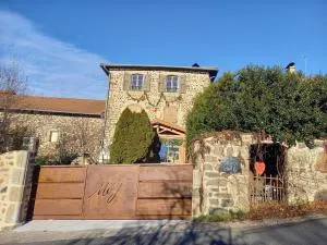 Maison Chez Jeannot - 阿莱格尔