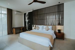 Baliwood Residence Villas by BREIG