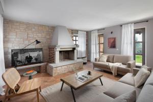 Rustic Villa Ruta with a pool in Istria 