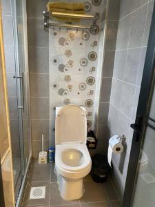 Exquisite Urban Apartment in Kilimani by The Manna Stays