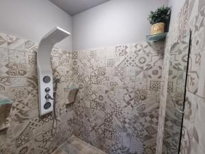 VintageCo. Apartments