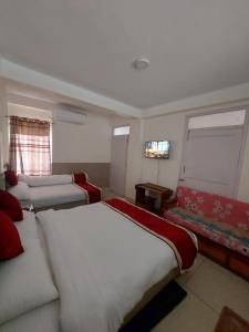 Om Bramha Hotel