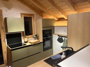 Chalets Chalet La Tarine : photos des chambres