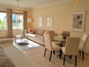 Palmeiras Apartement - T1 com Piscina