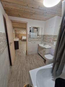 Underground Home Vicino metropolitana comasina