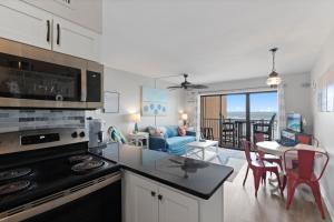 Beachfront, Updated, Topsail Dunes Shining Sea