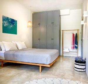 Kynthia Suite - Escape to Seaside Makry Gialos