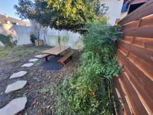 Maisons de vacances [LE REPOS] Maison 6 couchages avec jardin prive : photos des chambres