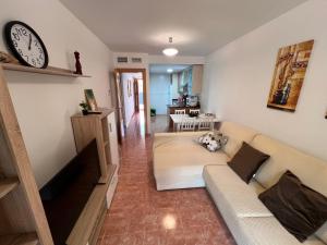 Precioso Bajo con Jardín en Paraíso de Vera