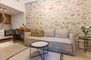 Efrosini Apartments