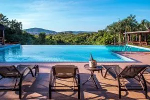 Pousada Cavaleiro dos Pireneus - 皮雷诺波利斯