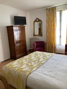 大巴黎酒店 - 迪涅莱班