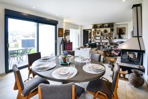 Appartements Cajan - Appt a 100m de la plage : photos des chambres