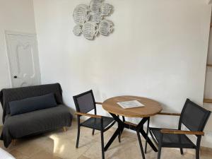 Appartements Studio 3 pers coeur de village Bormes les Mimosas : photos des chambres