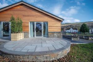 Suite 9 - Sleeping Giant Hotel - Pen Y Cae Inn