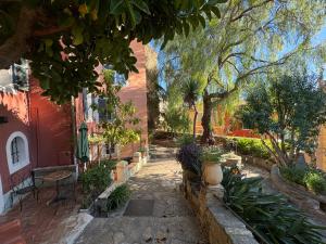 Appartements Studio 3 pers coeur de village Bormes les Mimosas : photos des chambres