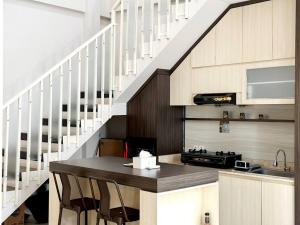 Villa Blue Saphire Sanur Mansion Bali