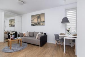 Apartment Kotlarska Cracow by Renters