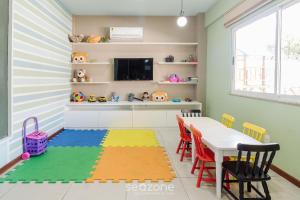 Condomínio a beira do Canal de Cabo Frio - CFR