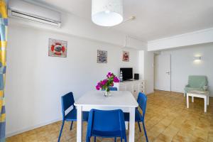 Rocha Oceanside by CC 925