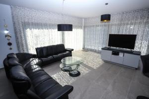 Villa Jacky in Poreč for 8 people with private pool just 900 meters from sea