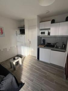 Maisonnette les Marines dHelios T2 cabine