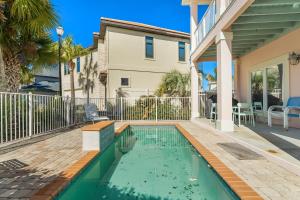 Destin Beach House - Flamingo Cove by Panhandle Getaways