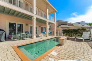 Destin Beach House - Flamingo Cove by Panhandle Getaways
