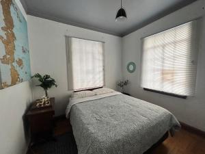 AMAZING RESTORED 1940s ART-DECO APARTMENT