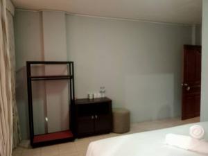 Fueangfu Home Hostel