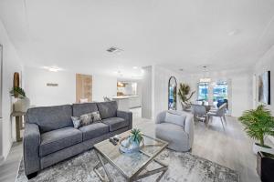 The Boat House - River Harmony Home