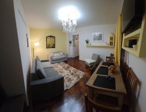 Hermoso apartamento Buenos Aires, Lavalle 1600 esquina Montevideo