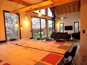 Chalet Lignum, Exceptionnel - Sauna & SPA - vue sur les montagnes, 8 minutes des pistes.