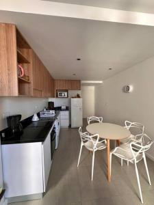 Súper lindo Departamento entero para 5 personas con pileta de uso común