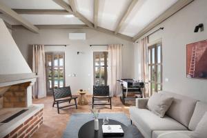 Rustic Villa Seseli with a pool in istria