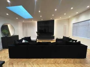 The Baglan Bungalow M4 Access in 1 min - Pont-rhyd-y-fen