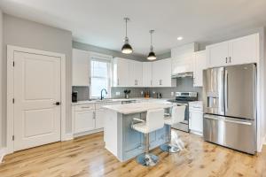 Oak Island Fall Getaway Coastal Home and Deck