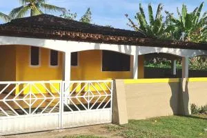 Casa Amarela - Sambaituba