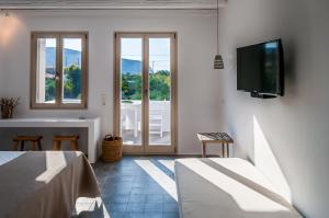 Milia Gi Suites Milos Greece