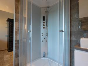 Luxe kamer met stoomsauna bij B&B Gezond aan Zee - Toegang bad en buiten Wellness tegen meerprijs