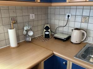 NeMapartment next to metro, Acropolis