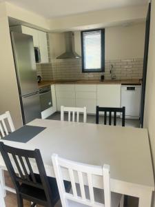 Villas Luxurious new villa in the Alpes with sauna and jacuzzi : photos des chambres