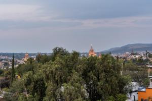 Casa Da Vinci in Villas Acuarela, New 3BR Modern Home with Private Rooftop